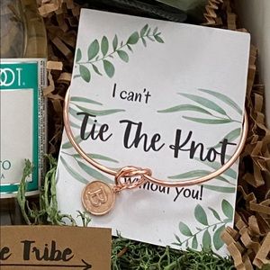 ✨B4G1✨Custom Bridesmaid “Tie-The-Knot” Bracelets